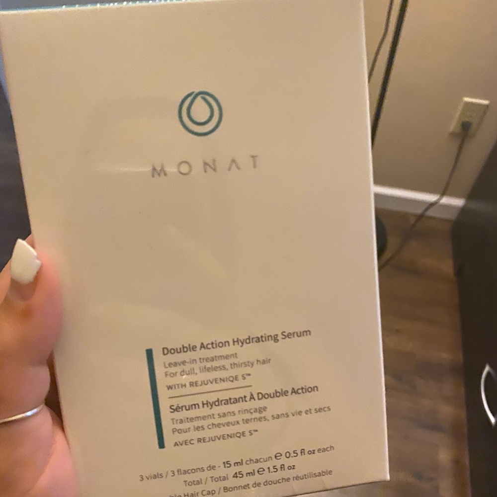 Monat Hair hydration